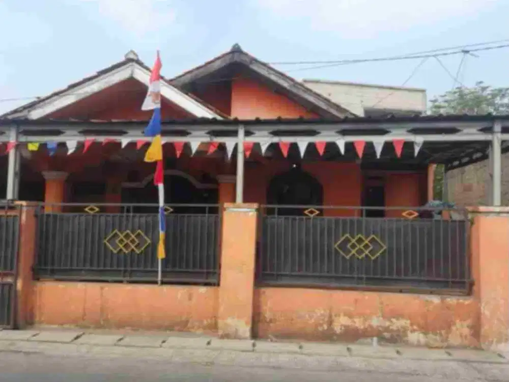 Di Jual rumah pinggir jl raya besar
