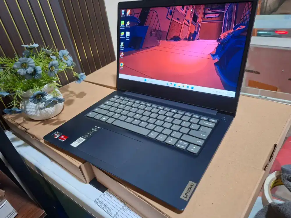 LENOVO IDEAPAD slim 3 Ram 8 ssd 256 Ryzen 3 windows11