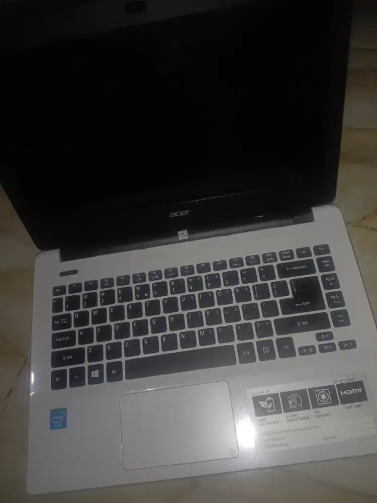 Laptop Acer Aspire E 14
