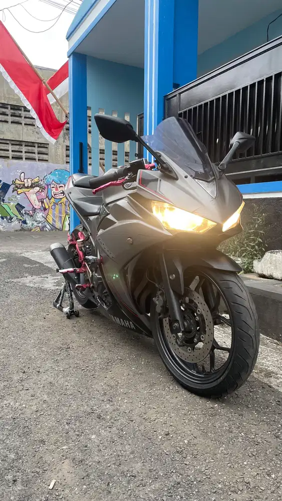 Yamaha R25 Gray 2016