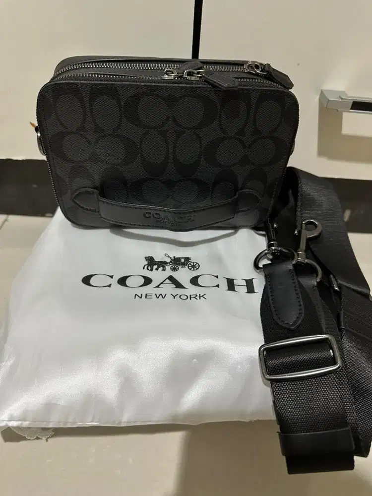 tas coach/ clutch coach