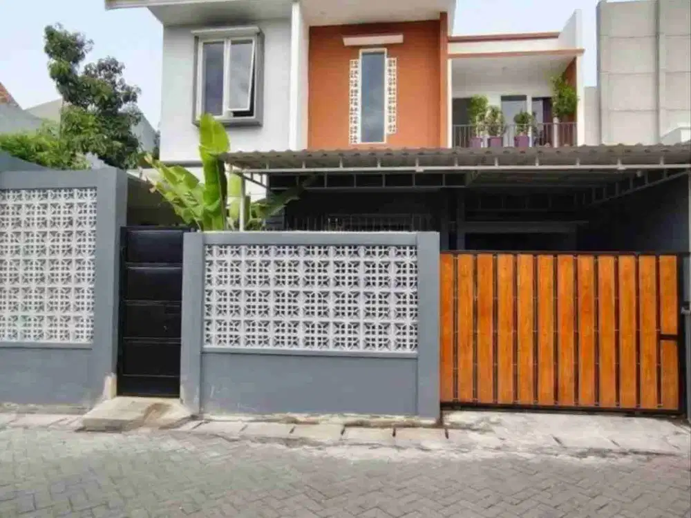 DIJUAL RUMAH MODERN 2 LANTAI, FULL FURNISHED, SEMAMPIR TENGAH