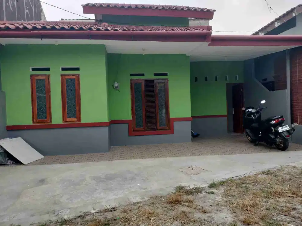 Rumah sudah renovasi siap huni Kalimulya Depok