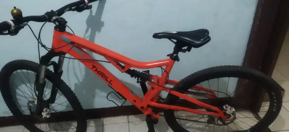 Sepeda gunung Thrill Oust