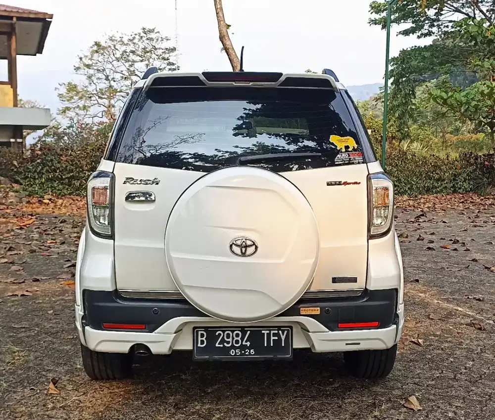 JUAL CEPAT ! Toyota RUSH S TRD SPORTIVO AT TH 2017 2016