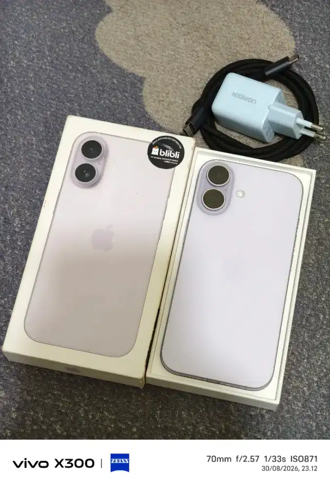 iPhone 17 256 resmi fullset charger ugreen