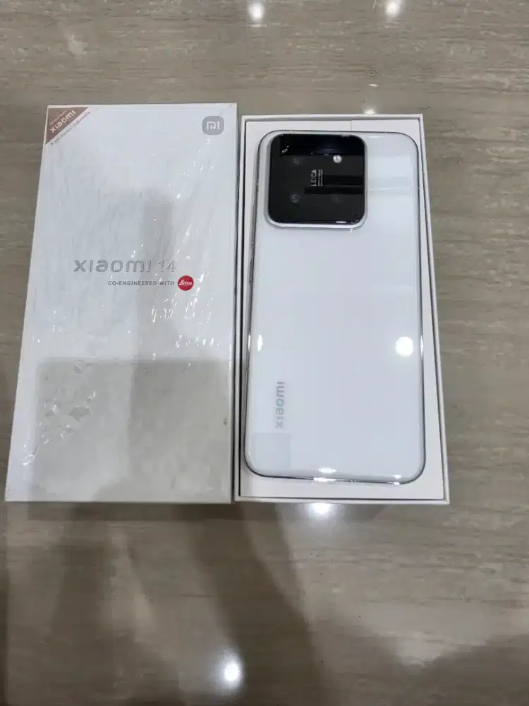 Xiaomi 14 (12/256 GB) Harga NETT