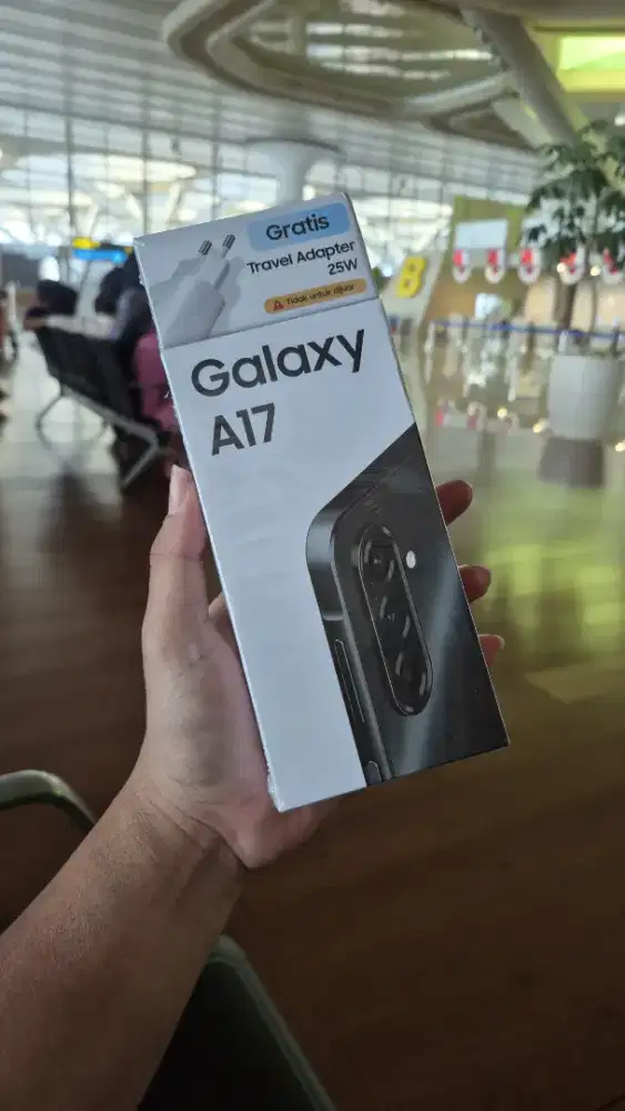 Samsung A17 8/128gb Black New Segel Fullset + Bonus Charger