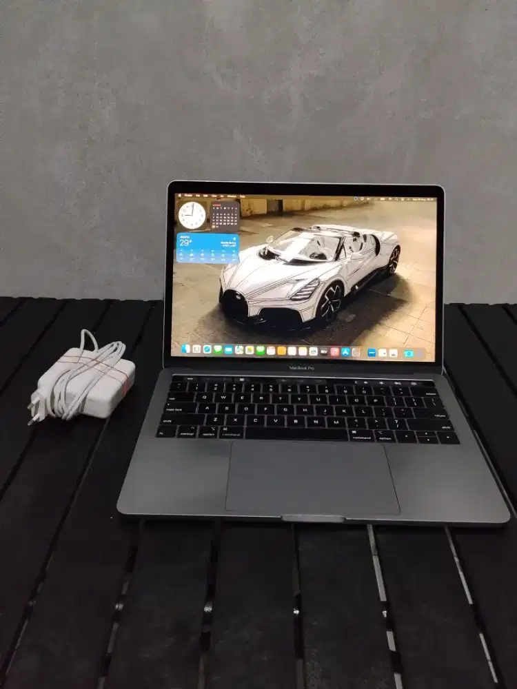 Macbook Pro 2019 i5 8/256 TouchBar 13 Inch Space Grey