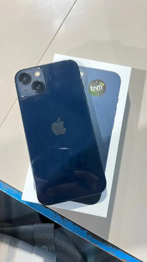 Iphone 13 128 resmi ibox siap pakai fullorian fullset lokasi bjm