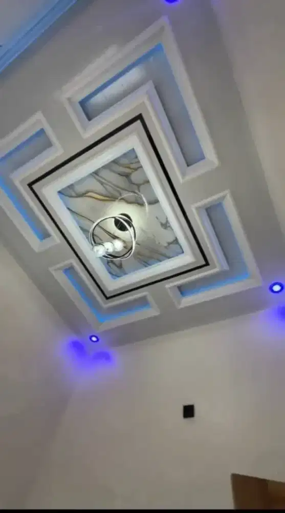 Plafond Rumah Mewah Terpasang