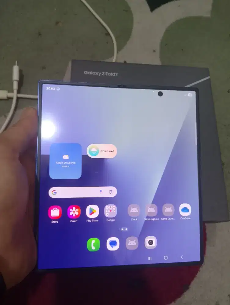 Samsung Z Fold 7 5G 12/256gb resmi Sein mulus banget murah !!