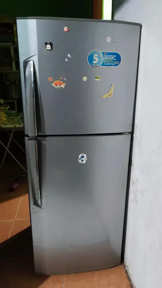 Dijual kulkas LG express cool 2 pintu
