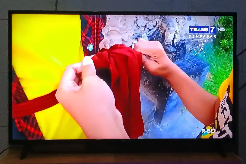 TV LED Digital Merk LG 43 inchi (Original)