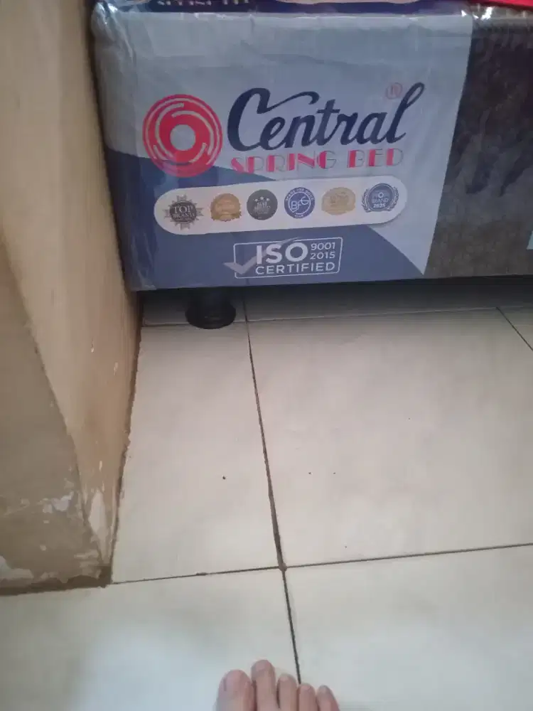 Di jual tempat tidur masih baru ukuran no 3