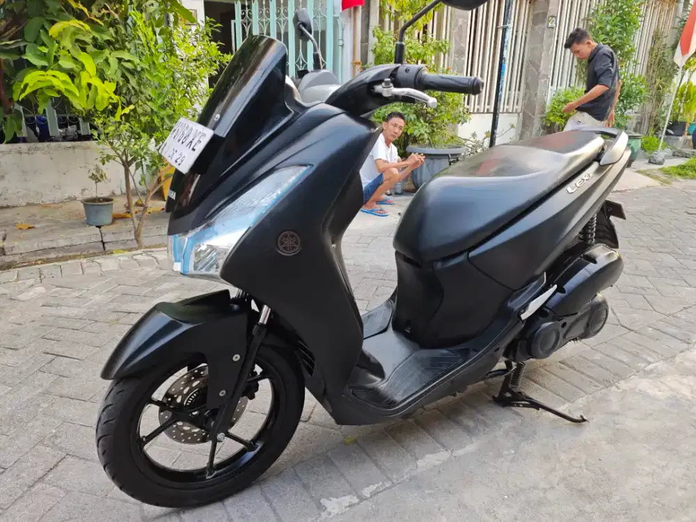 Yamah Lexi 2019 plat w krian kondisi sgt bagus siap pakai