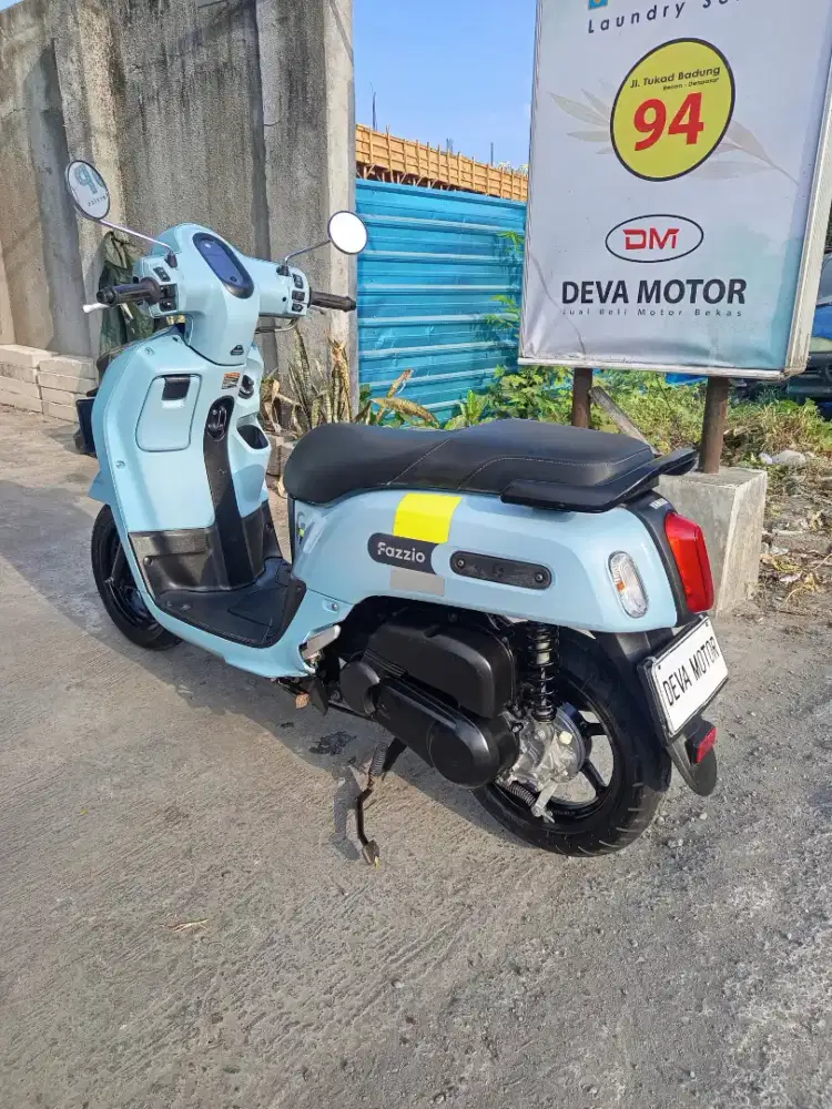 Fazzio biru Deva motor