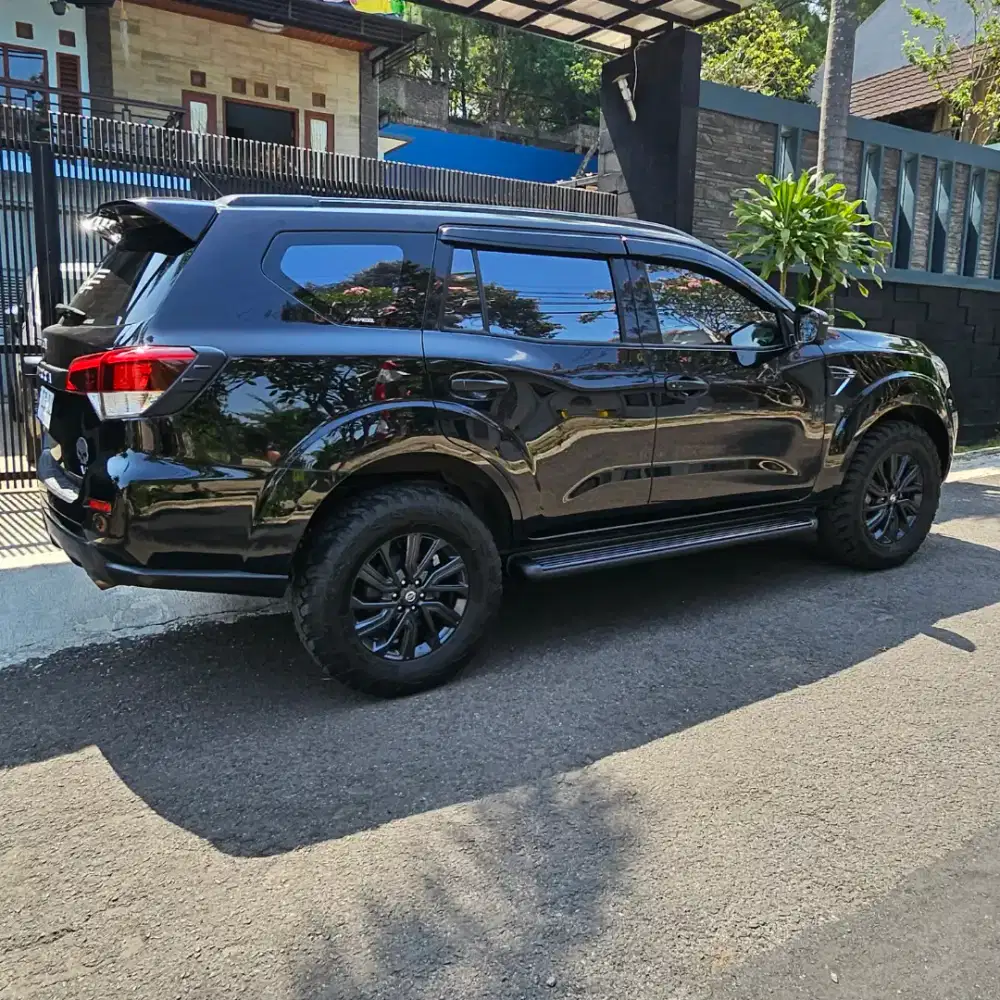 Nissan Terra 2.5 Tipe VL