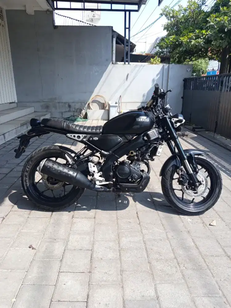 Xsr hitam Deva motor