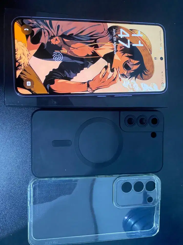 Samsung s22 8/256