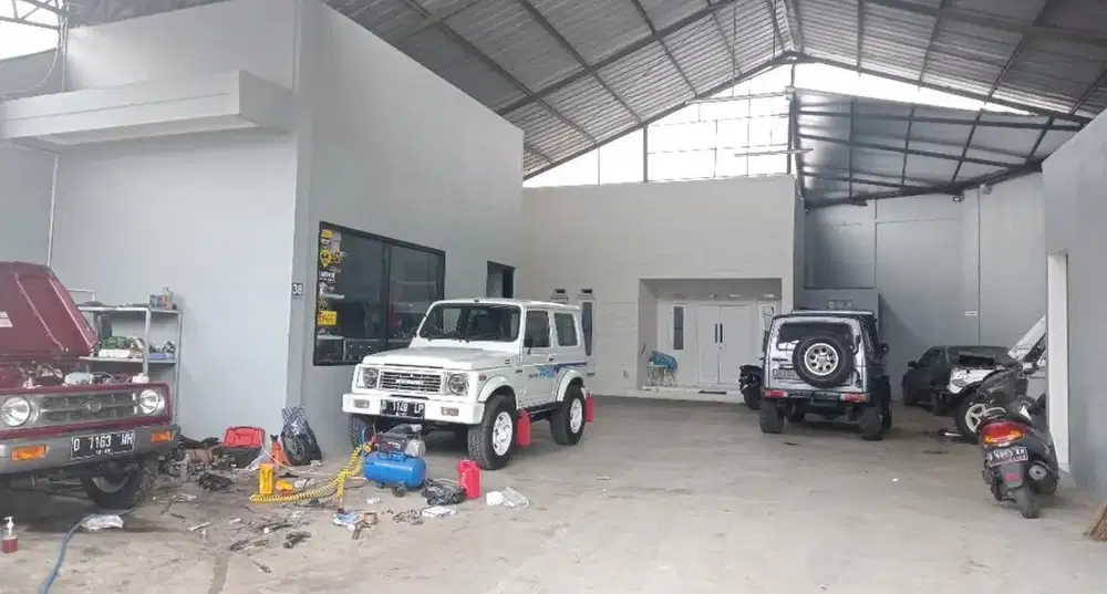 Di jual bengkel mobil