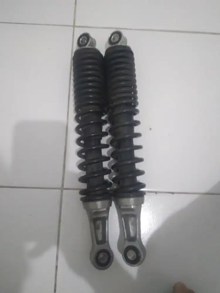 Shock belakang ORI