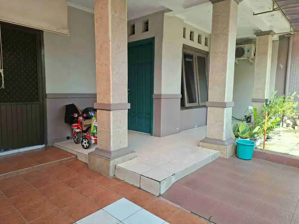 DIJUAL – Rumah 1,5 Lantai 3+1 KT di Cluster Depan Taman Pondok Jati