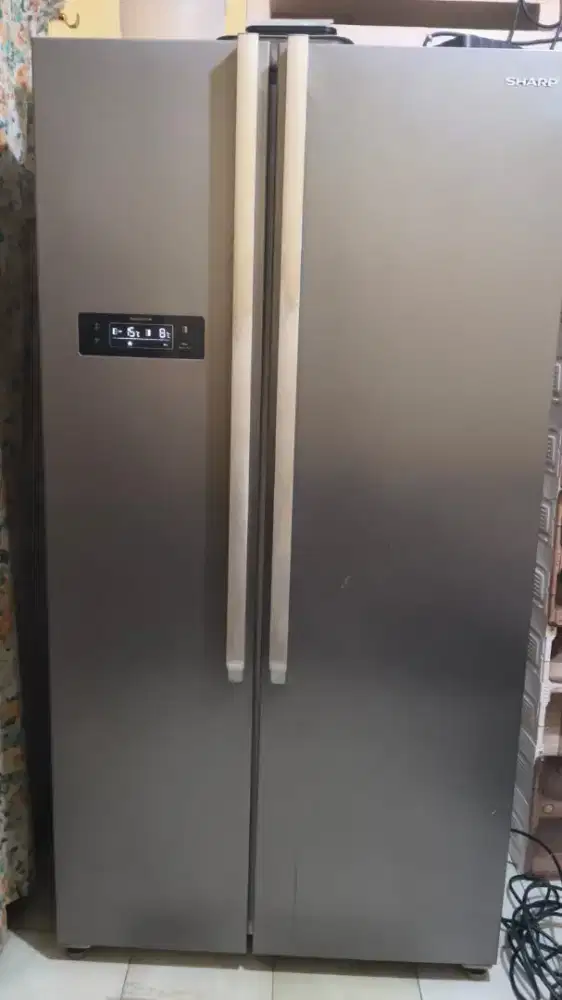 Dijual Cepat, BU! Kulkas Sharp Inverter Side by Side 520 Liter