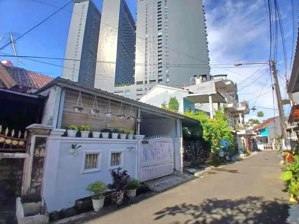 dijual rumah di cluster catalina gading serpong