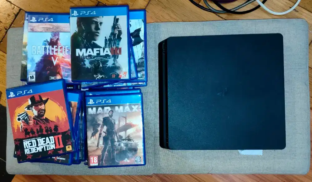 JUAL PS 4 SLIM 500GB OFW BESERTA GAMENYA