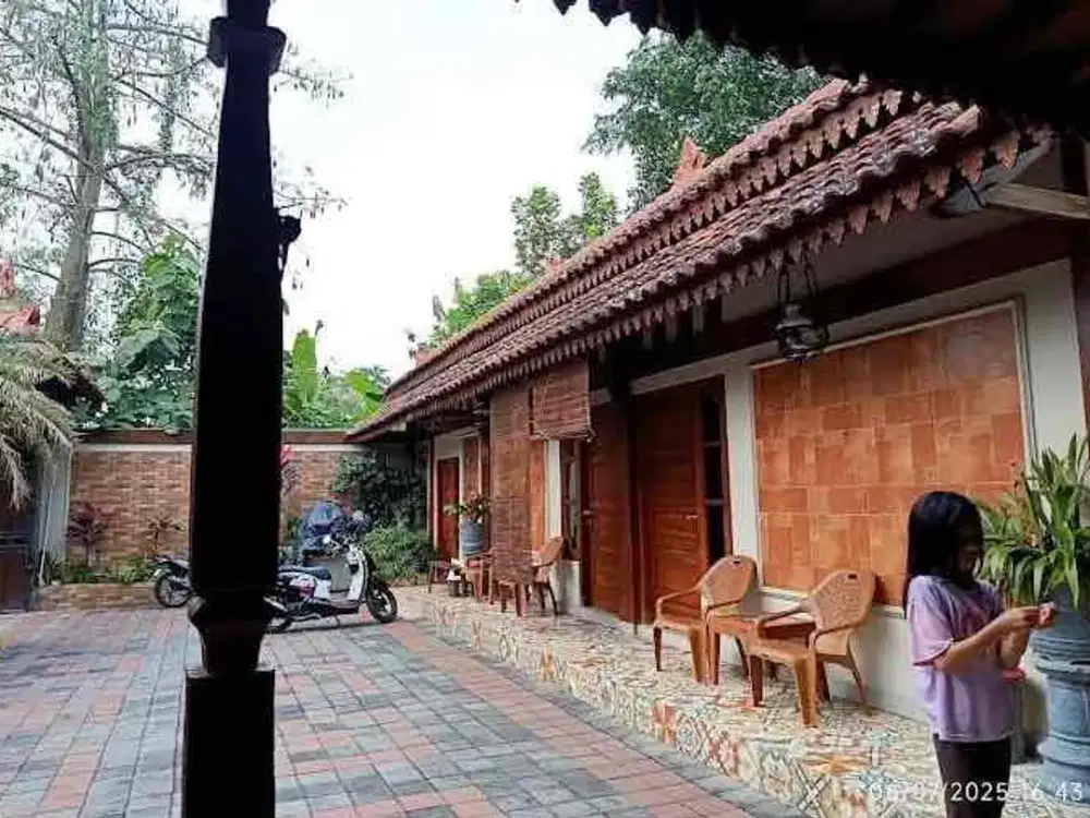 Dijual Homestay Cantik Gede dan Luas di Ambar Ketawang