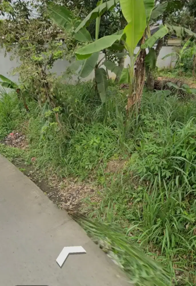 Dijual Tanah Strategis 100 m2 di pinggir jalan