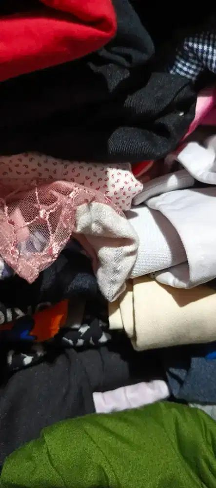 Baju preloved gratis