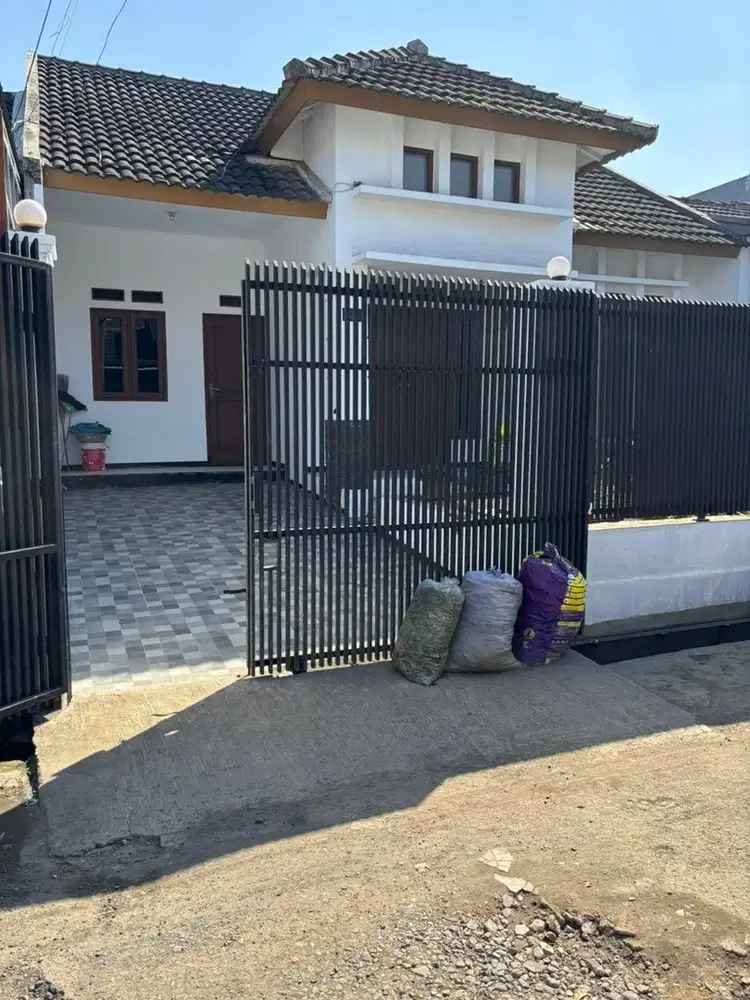 Disewakan Rumah & Perlengkapan