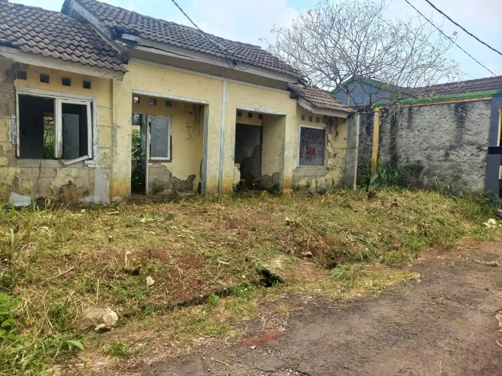 Dijual rumah rusak hitung tanah di lokasi strategis dekat Pemda Bogor