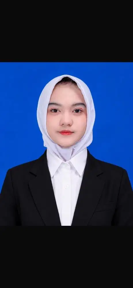 MENCARI PEKERJAAN ADMIN ATAU WAITRESS