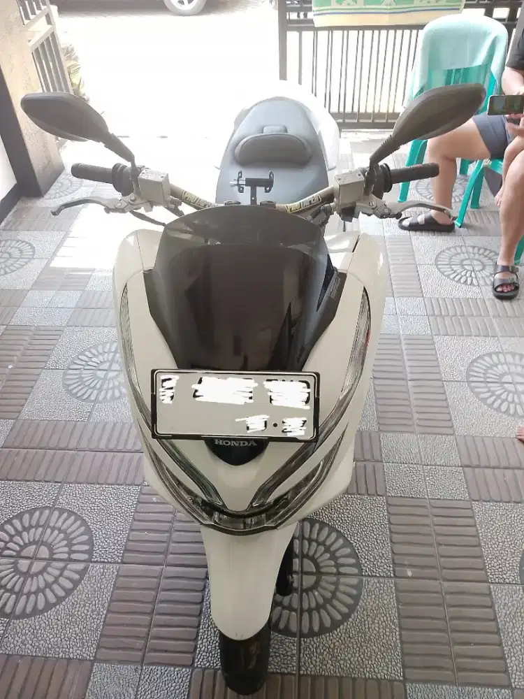 Honda PCX 150 Tahun 2018 Putih