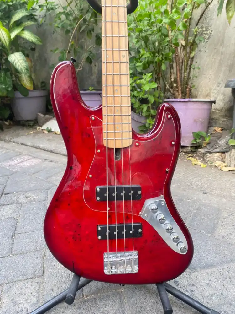 Bass fender JB series redbrust aktif