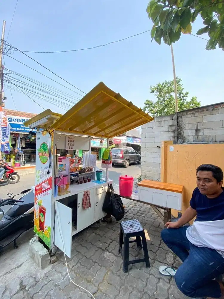 DICARI KARYAWAN ES TEH SOLO