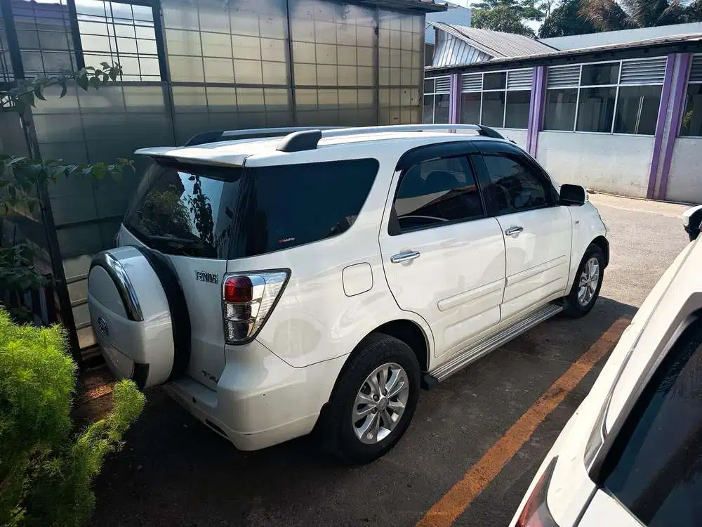 Daihatsu Terios 2011 Bensin
