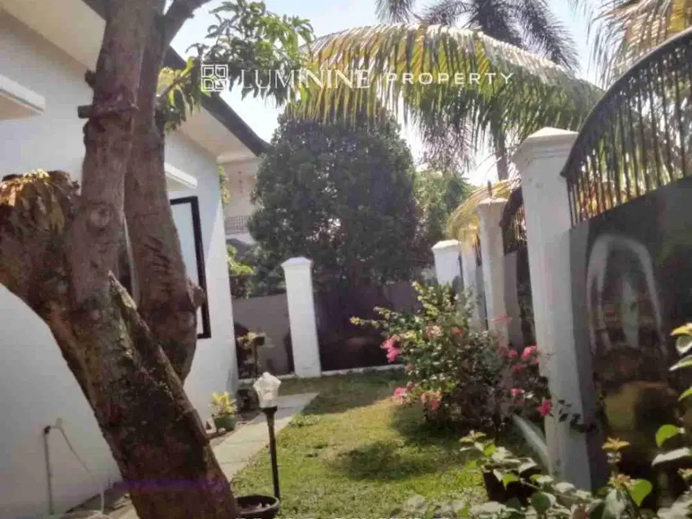 RUMAH LUAS DAN NYAMAN DI PURI CINERE DEPOK DIJUAL CEPAT,LINGKUNGAN ASRI,TEDUH 6 MENIT KE TOL