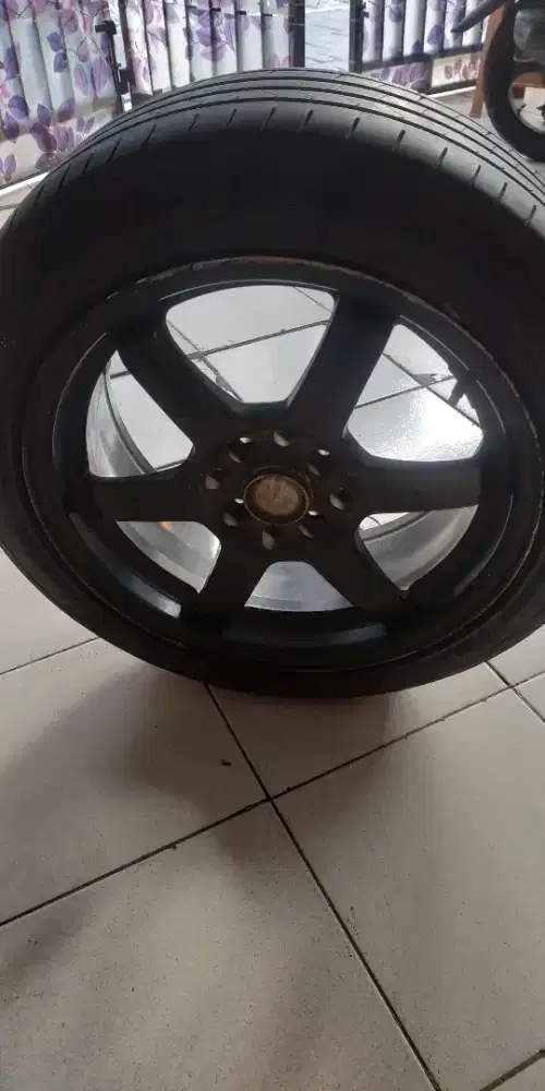 ban mobil dan velg racing ukuran 16