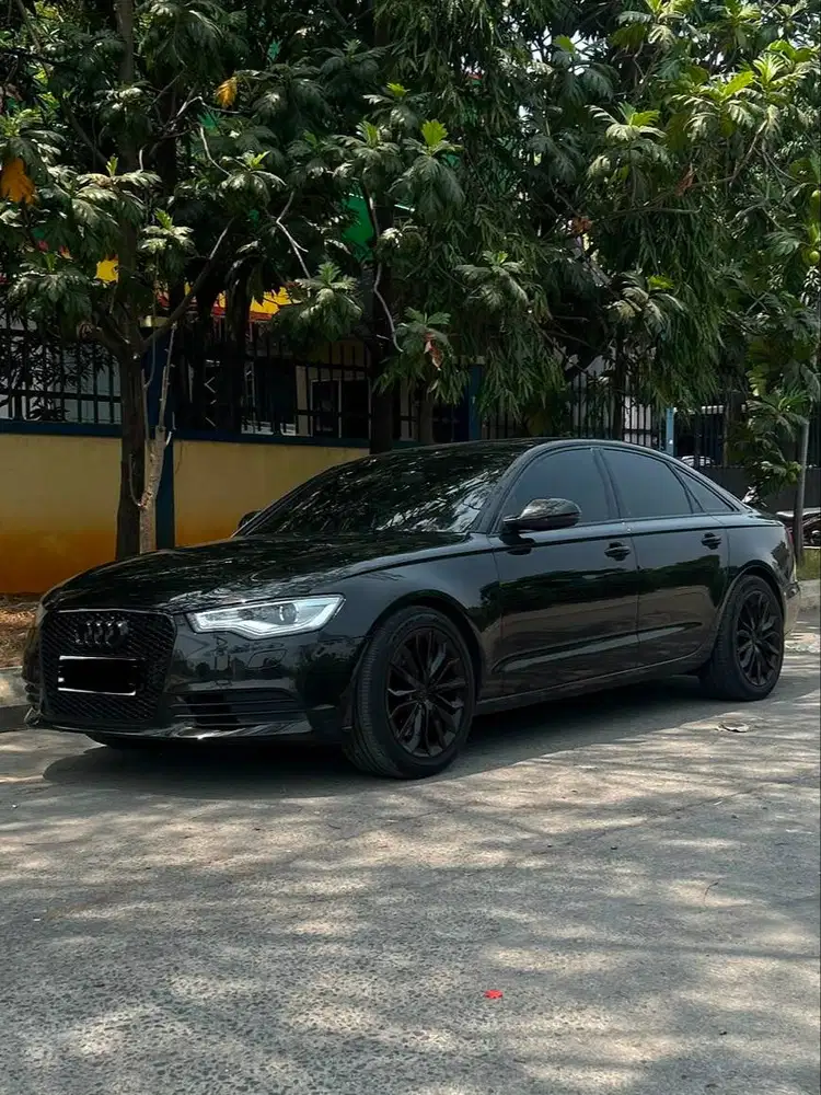 Audi A6 3.0 TFSI Quattro V6 Supercharged 2013 hitam low km 2012/2014