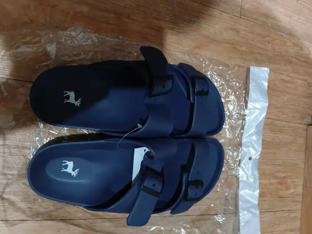 Dijual sendal panama size 44 ori baru