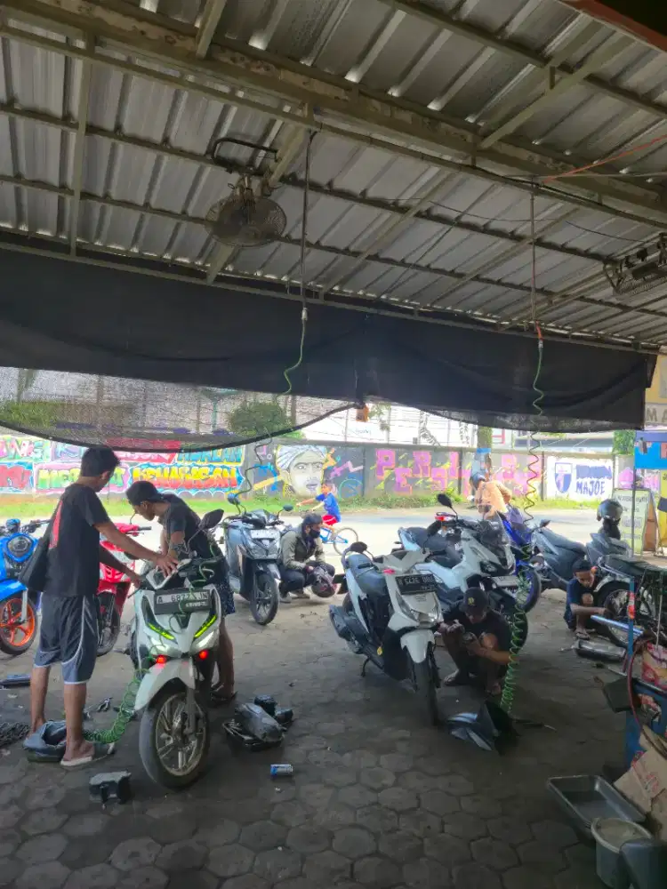 Lowongan pekerjaan Dibutuhkan Mekanik motor berpengalaman