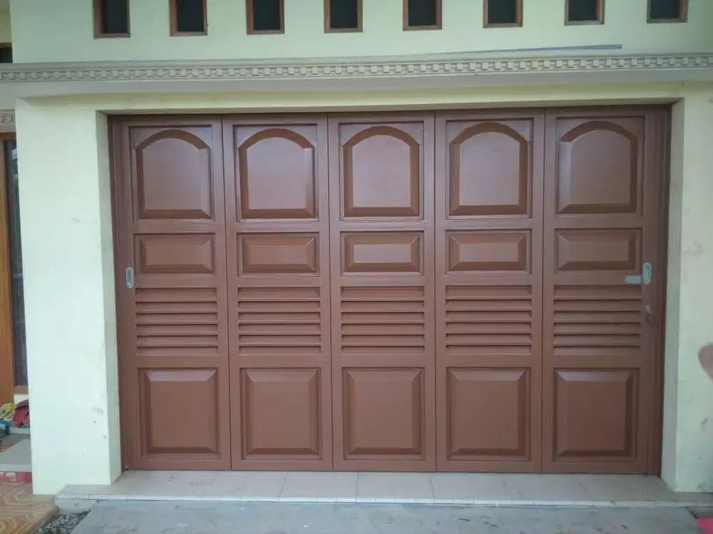 Pintu garasi besi sliding nikung