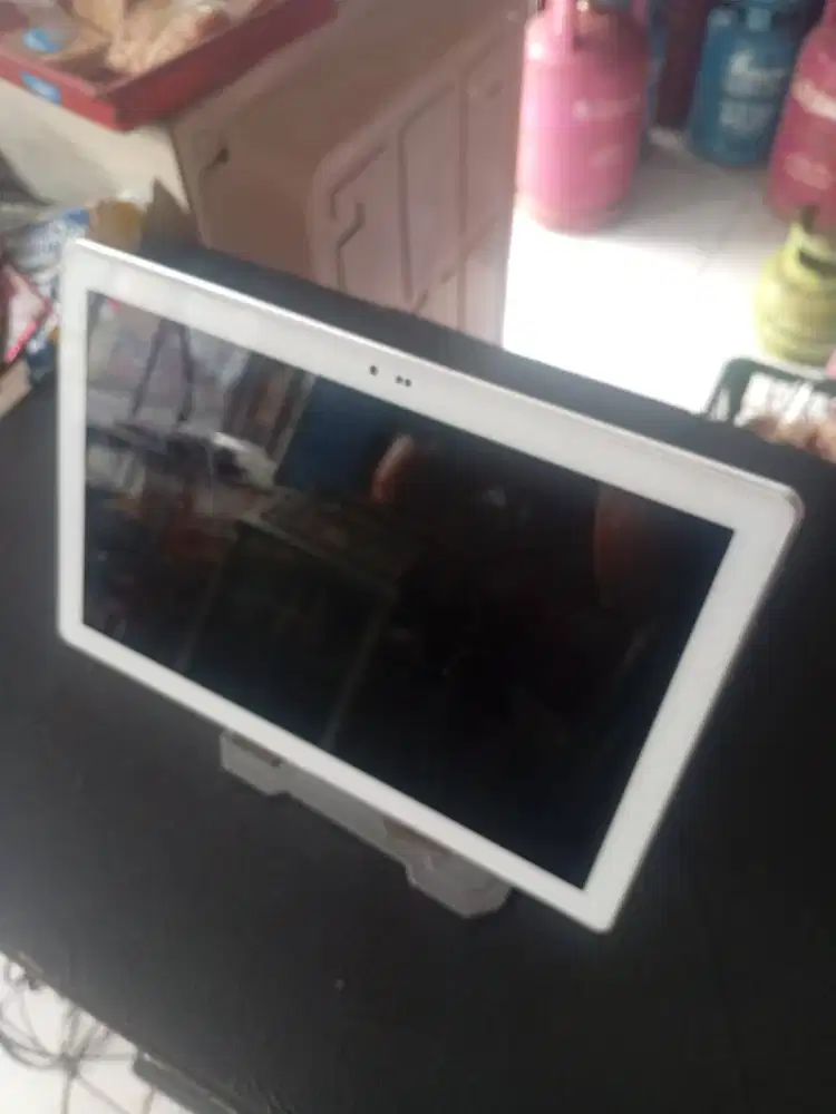 TABLET OLIKE PLUS CHARGER
