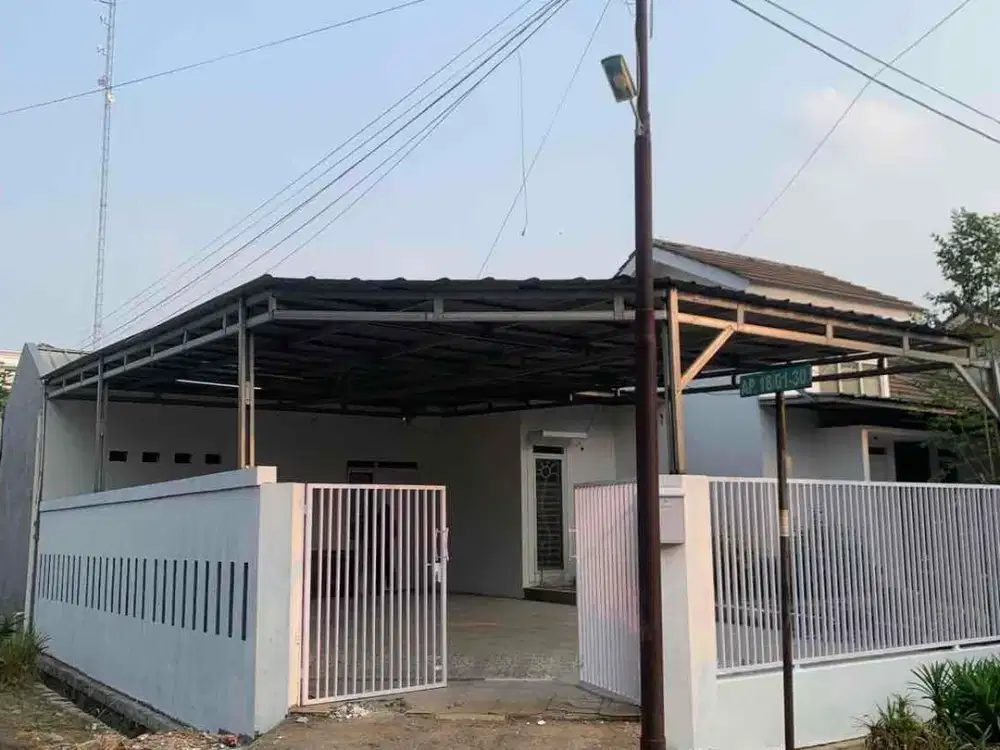 Dijual rumah Hoek di Citra Indah City