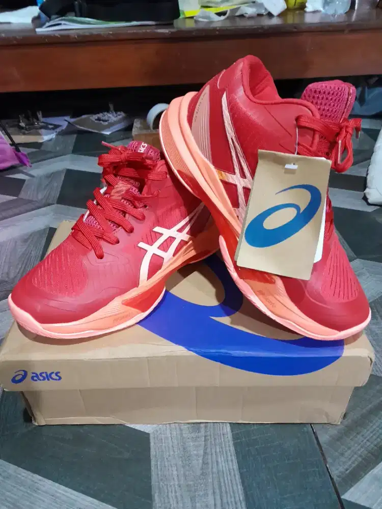 Sepatu ASICS sky elite