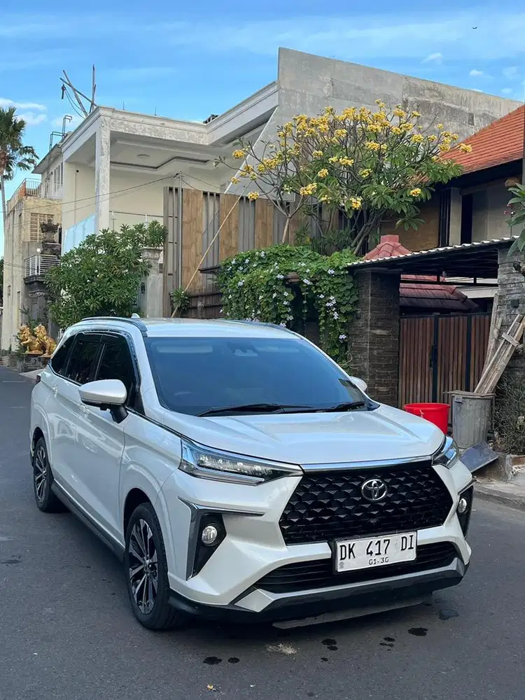 VELOZ Q 1.5 TSS CVT LOWKM PAJAK BARU DP 20 JT